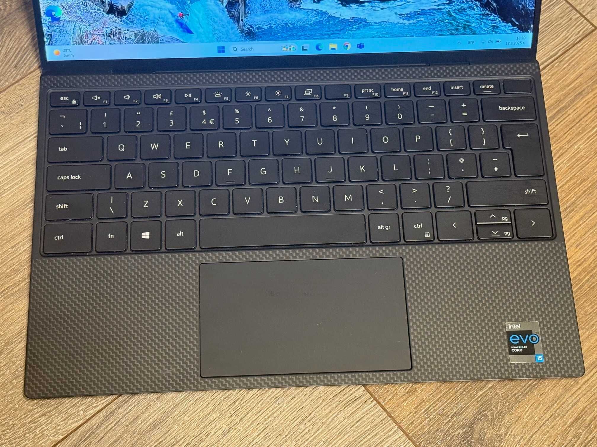 Dell XPS 9310 I5 1135G7/8RAM/512SSD