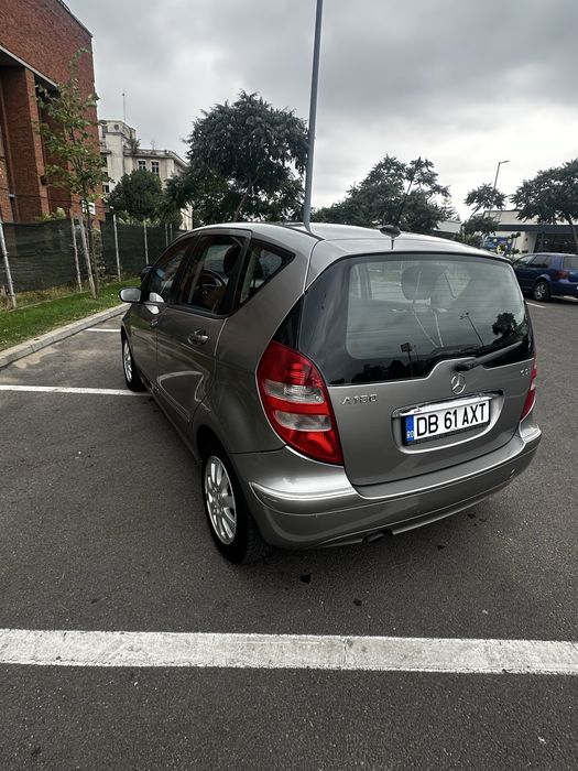 Vând Mercedes Benz A180