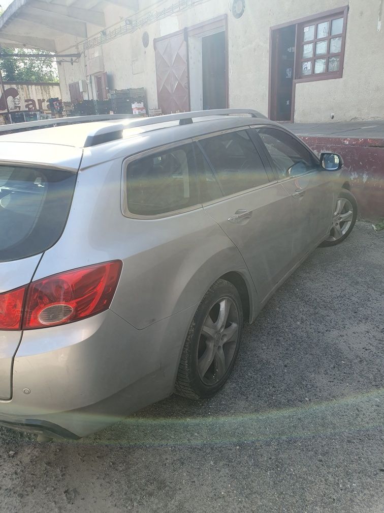 Dezmebrez Honda Accord 2009