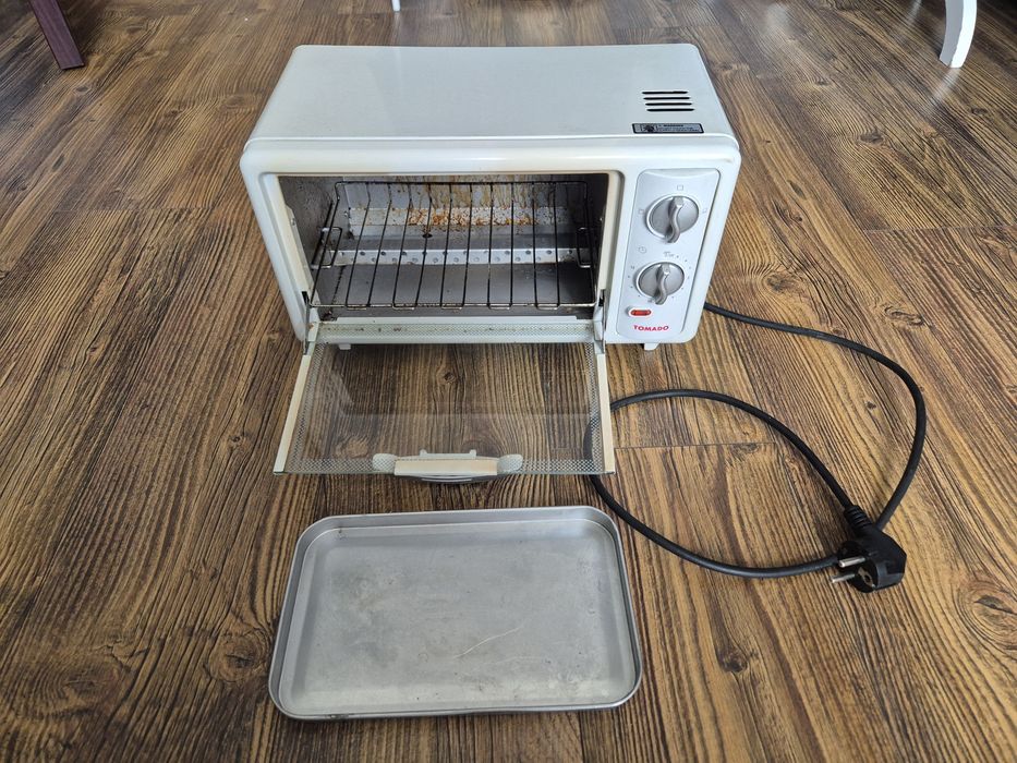 Мини Фурна TOMADO с Таймер