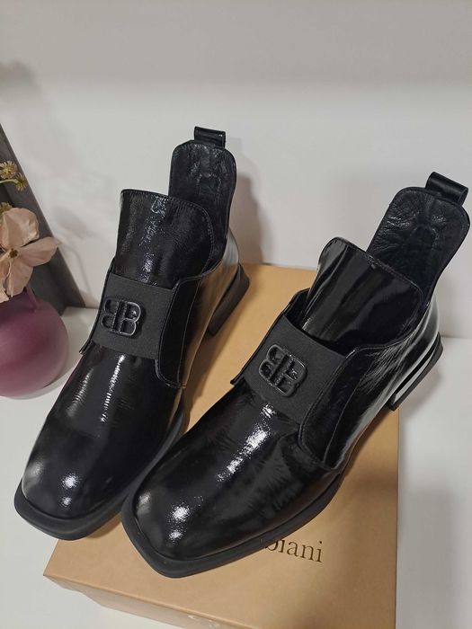 Carlo Fabiani естествена лачена кожа, нови, н-р40