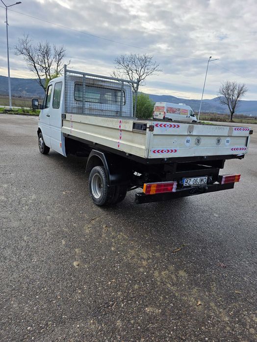 Vând Mercedes Sprinter 413 CDI