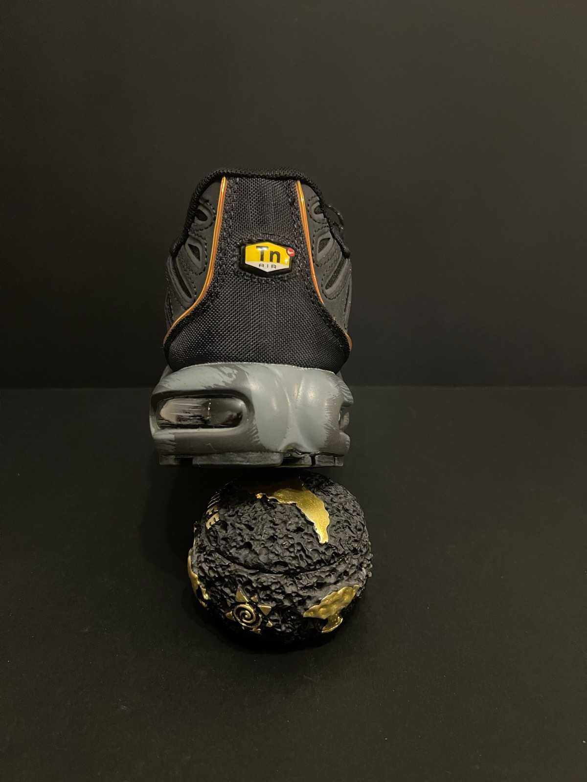 Nike Air Max TN Pluse - Black carbon Gray
