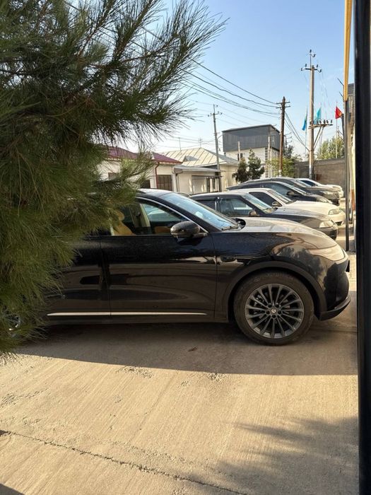 Leapmotor c11 580km probegli,  3 yil garantiya+prilojinya russifikats