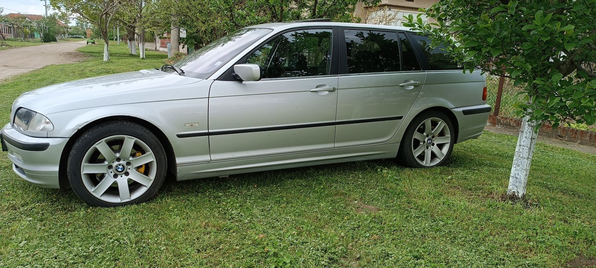 BMW E46 2.8i комби