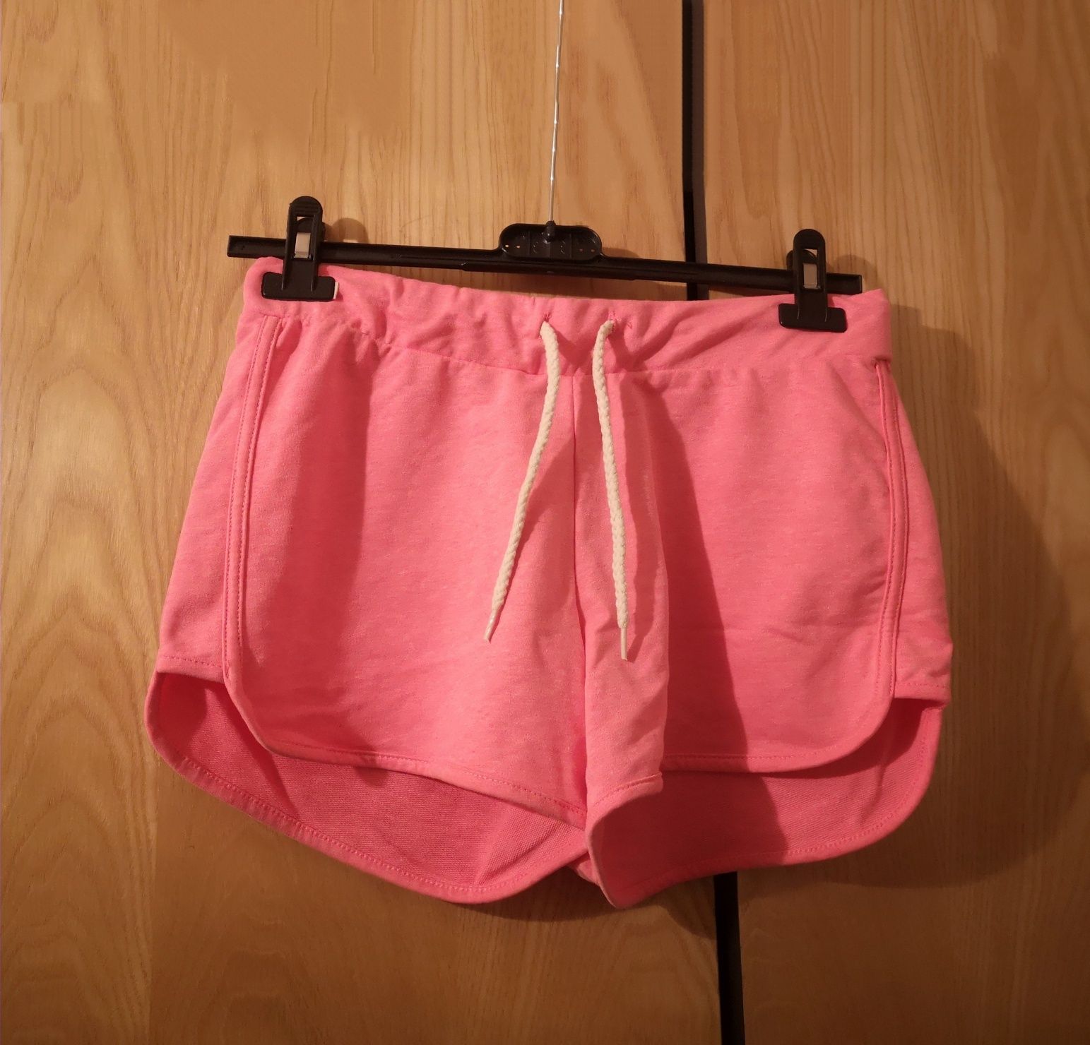 Нови къси панталонки S размер дамски розови бежови сини хаки