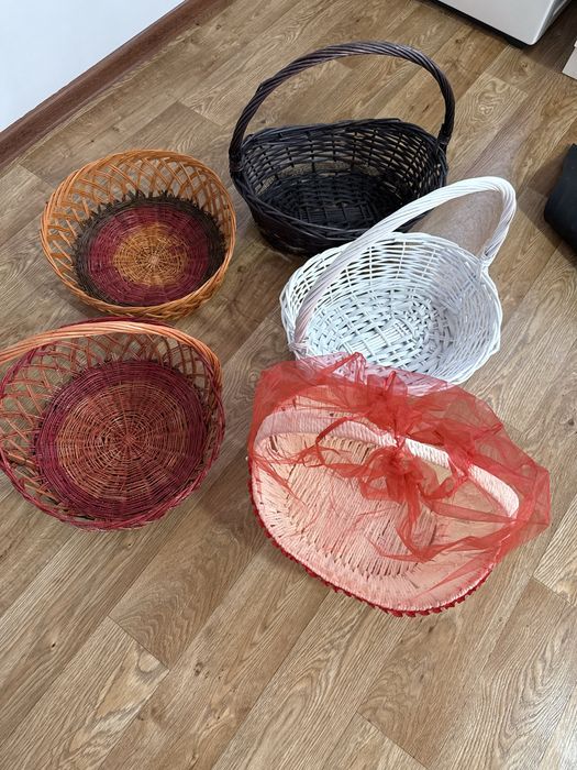 Б/у плетенные корзины