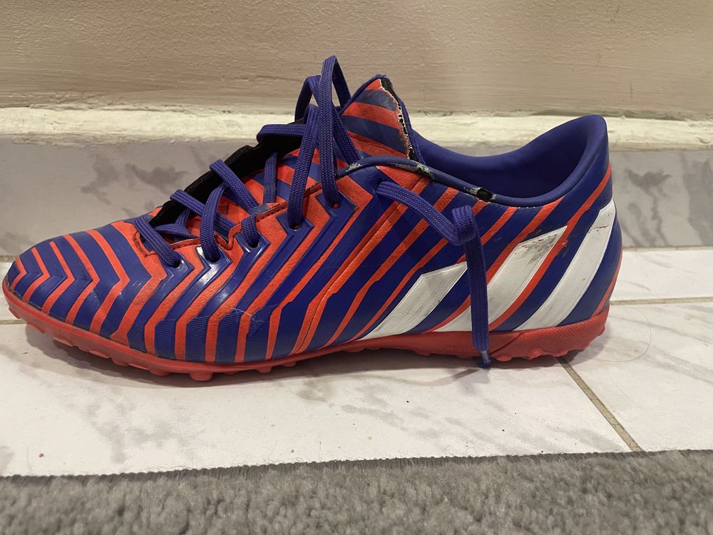 Стоножки Adidas Predator Instict Absolado