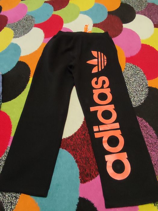 Vând pantaloni bumbac Adidas