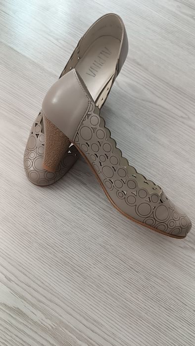 Pantofi piele 38