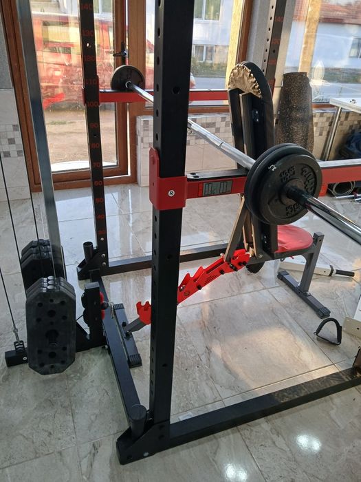 Уникална Фитнес клетка