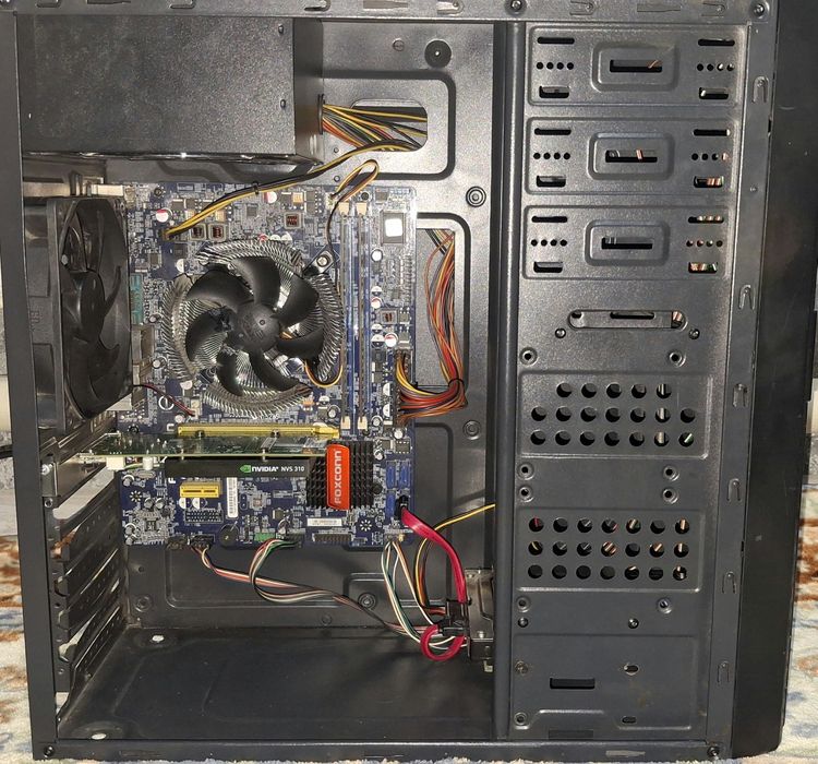 Продам компьютер системник