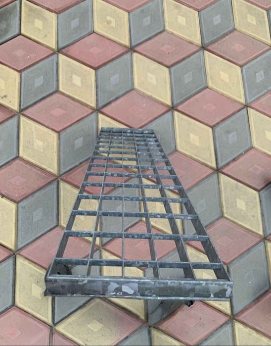 Trepte zincate metalice galvanizate