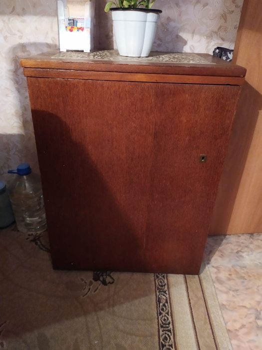 Швейная машинка, ножная