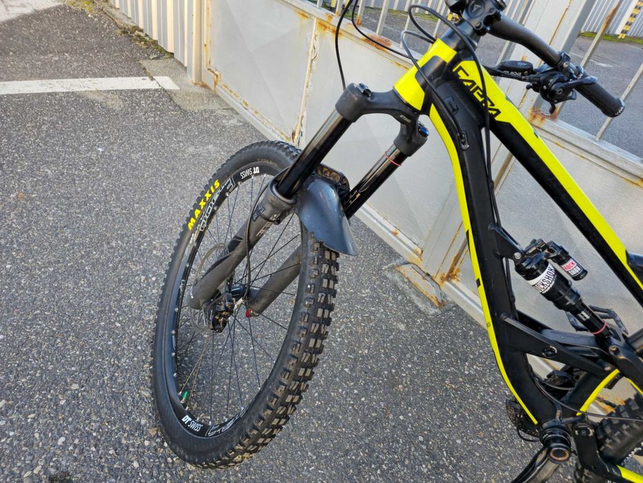 Vand / Schimb YT Capra MTB full suspension 170mmfrockshox + SRAM