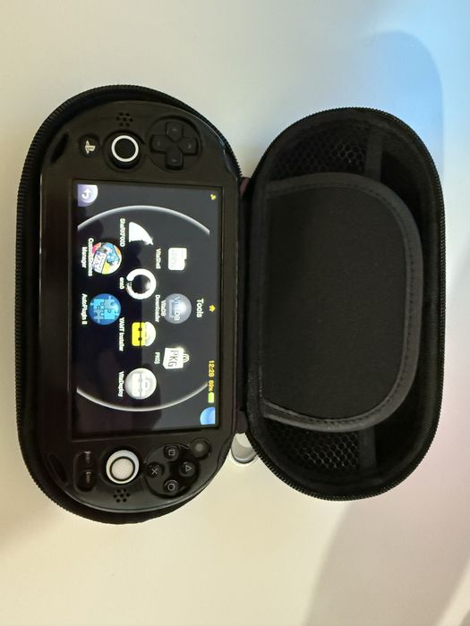 Consola Playstation PS Vita slim, modata, 128gb, jocuri, impecabila