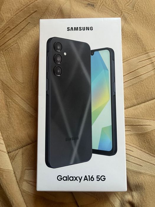 Самсунг 16А состояние новый подарили на др не пользвались