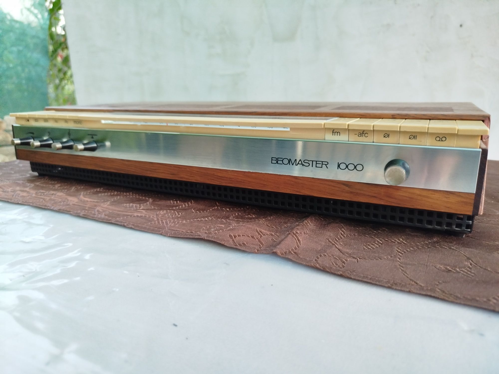 Amplituner B & O- Beomaster 1000