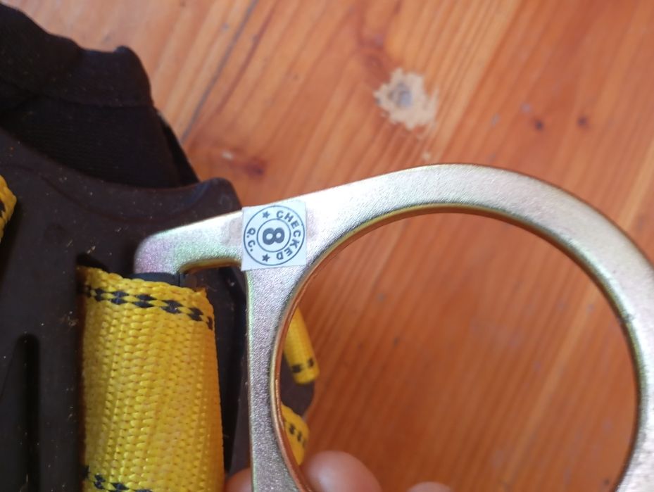 Професионален предпазен колан за работа на височина и строителство