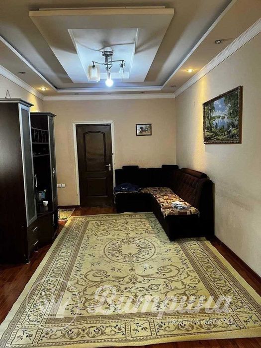 2 комнатная квартира на Максим Горьком