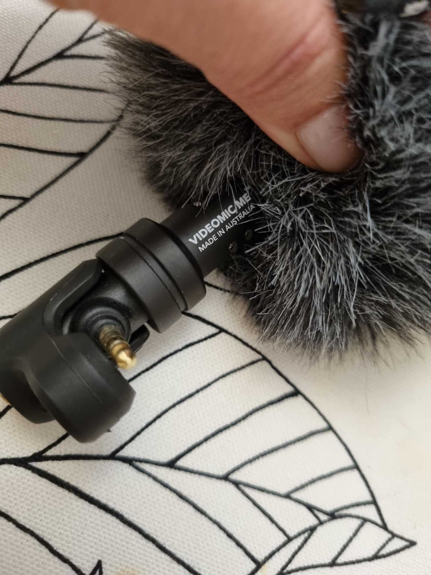 Microfon Directional pentru Smartphone Rode Videomic Me