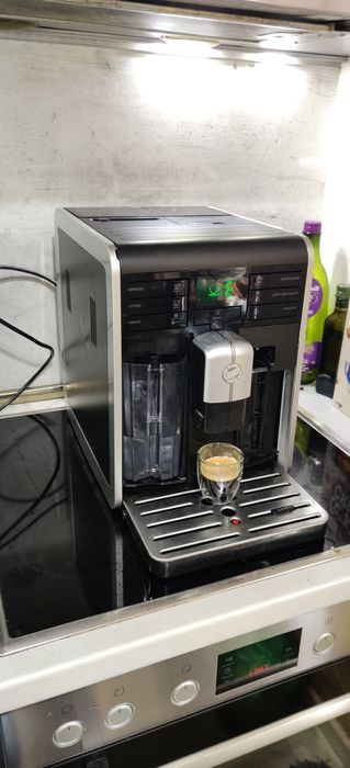 Кафе автомат Saeco