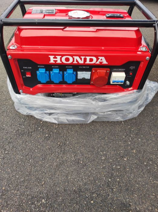 Generator Honda Чисто Нов