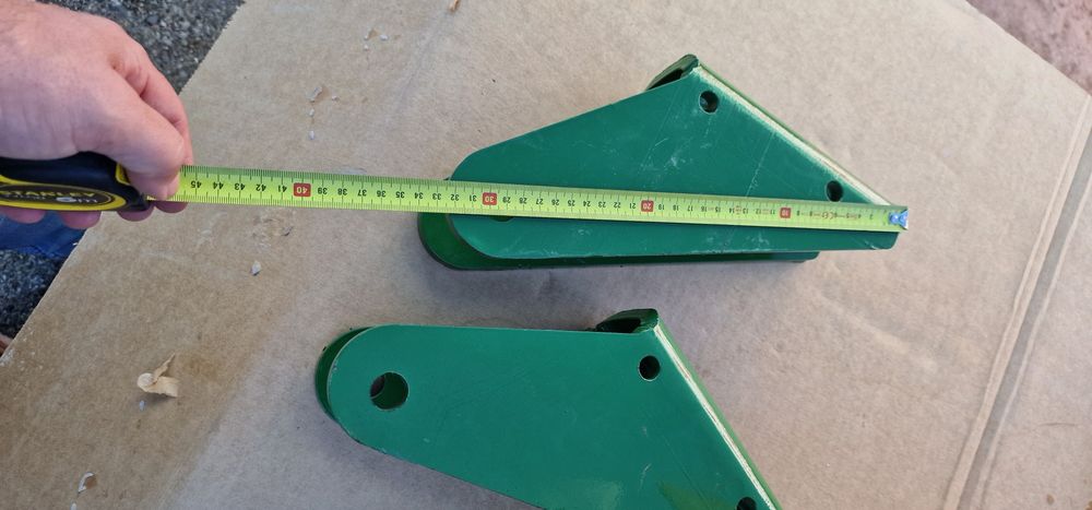 Suport ancora tractor john deere seria 6000 7000 etc se poate trimite