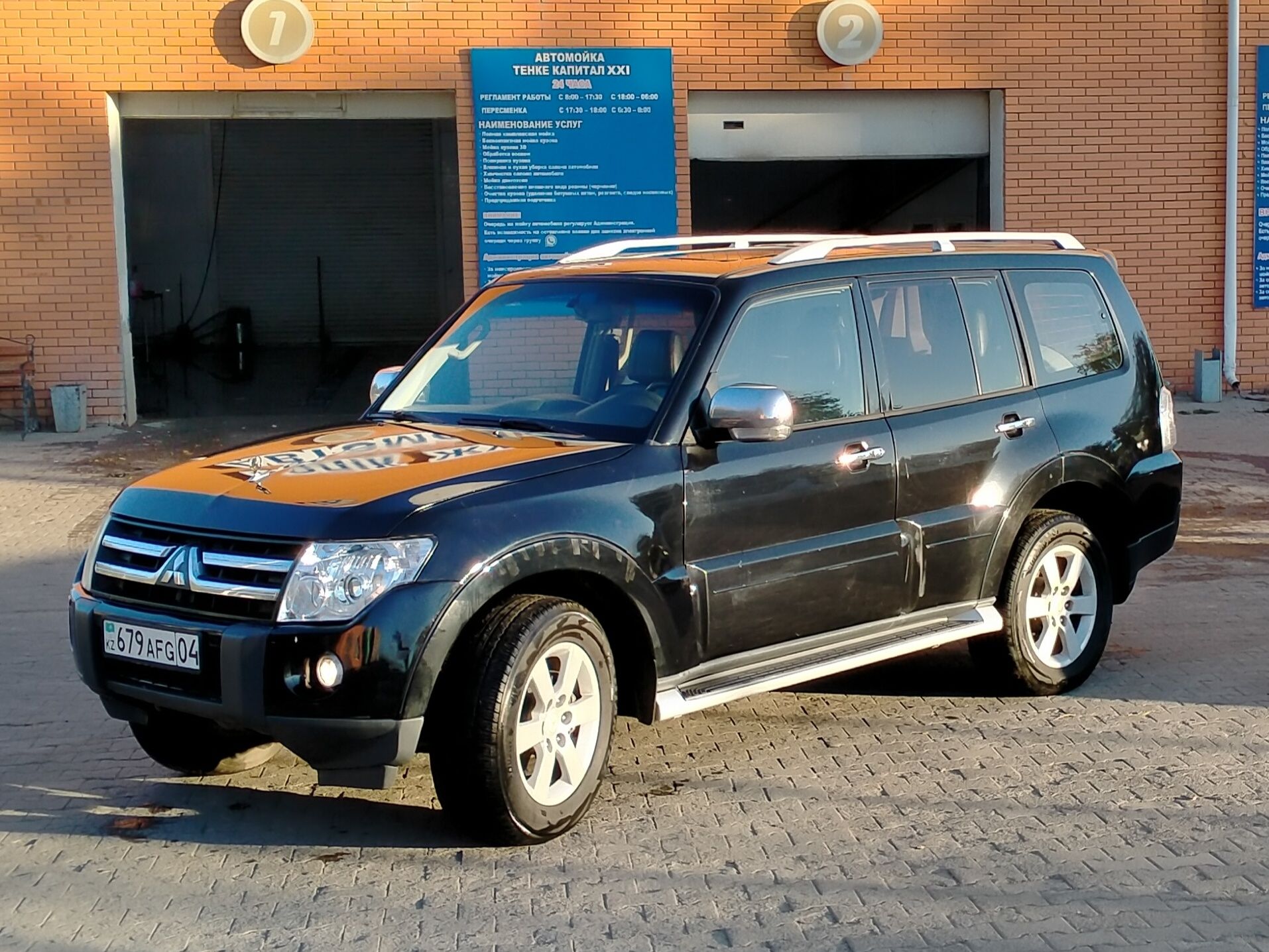 Mitsubishi Pajero 2007 4 поколения 7 мест 3.8