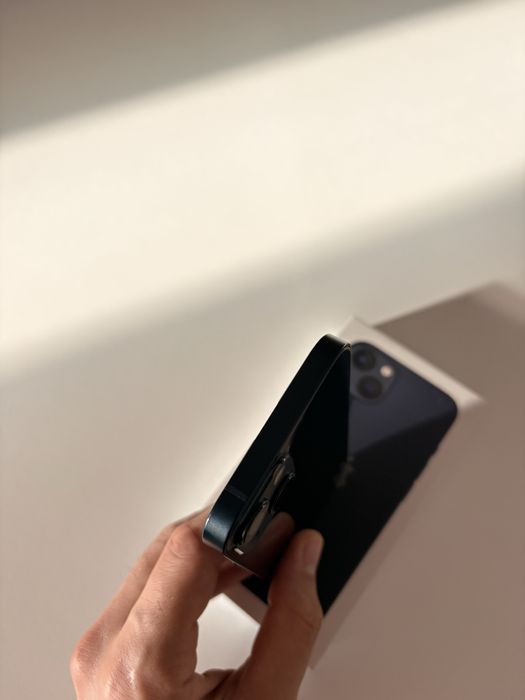 iPhone 13 256gb Midnight iStyle