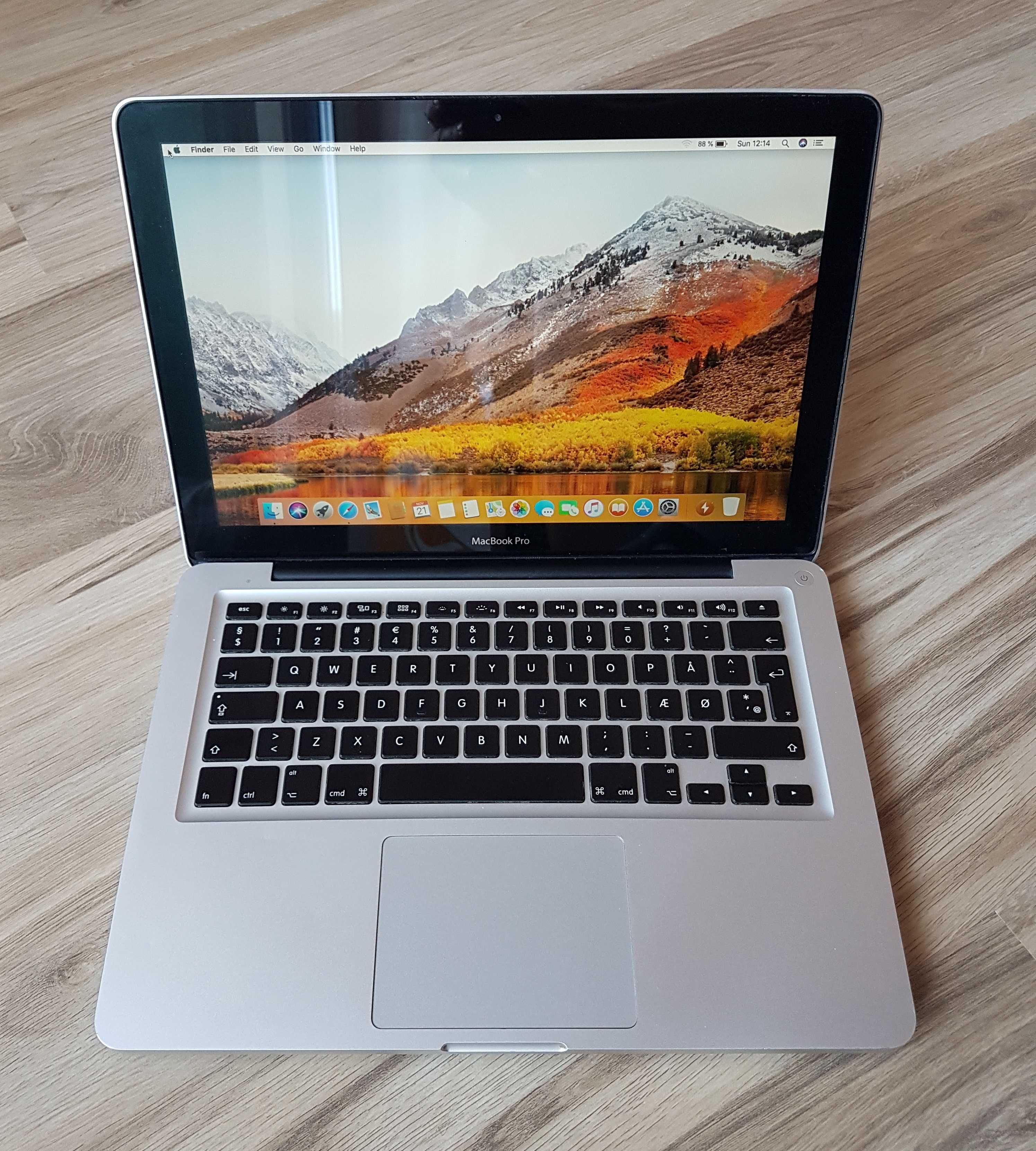 Laptop Apple Macbook Pro 13", Intel Core i5, 8 GB RAM, SSD 250 GB