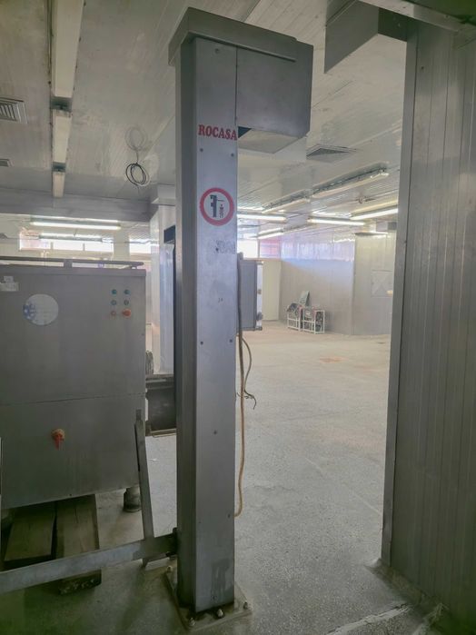 Индустриален повдигач за съдове Fuerpla 2.2 kW,подемник за контейнери