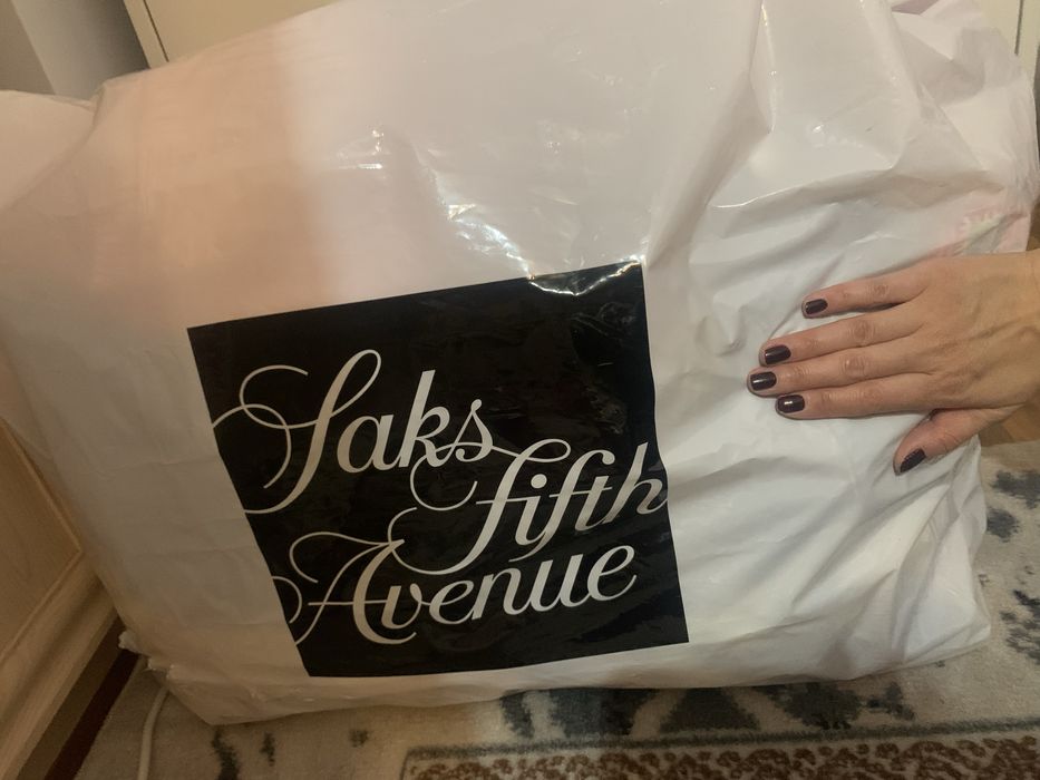 Продам срочно большой пакет вещей в хорошем состоянии