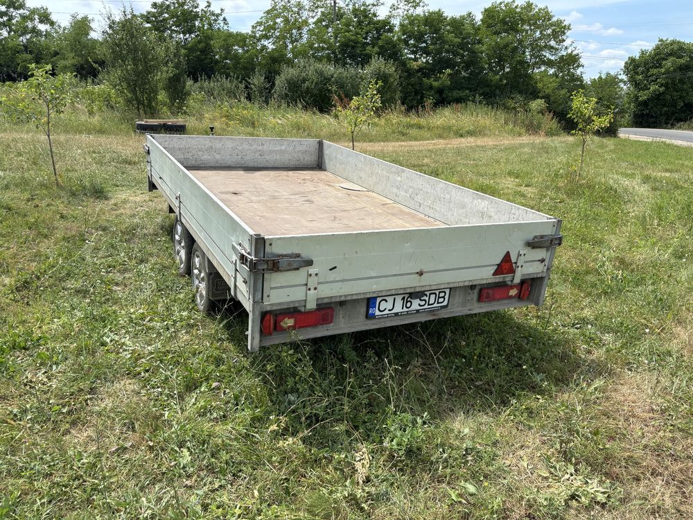 Remorcă auto 2000 kg