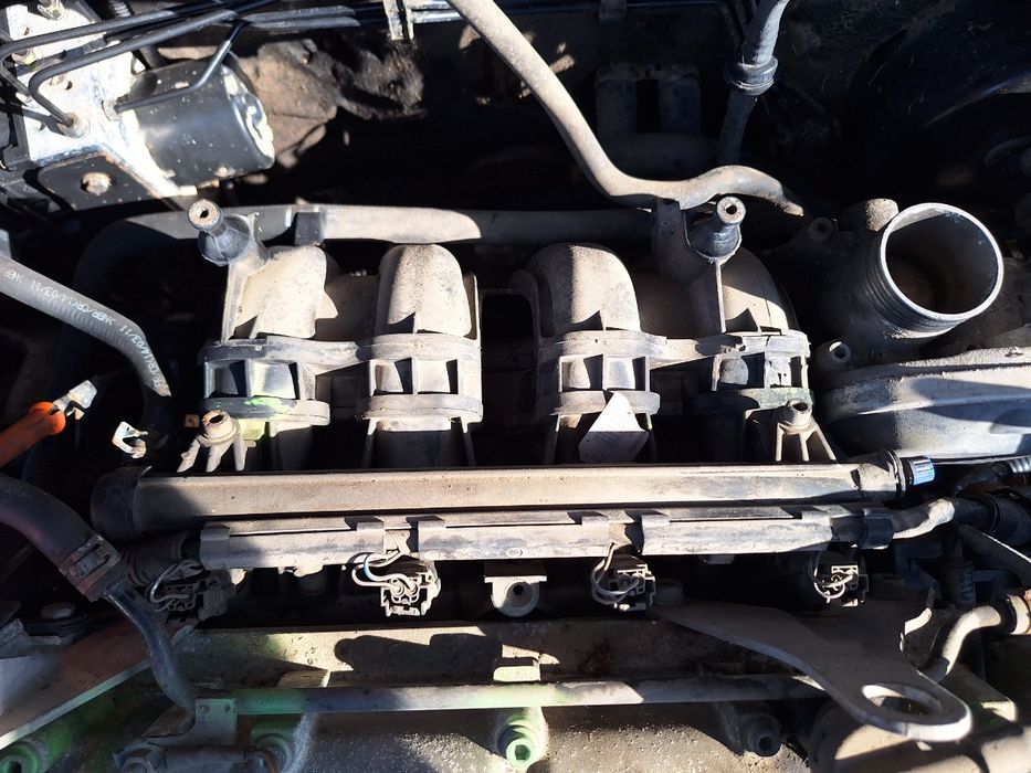 Set injectoare cu rampa combustibil SKODA FABIA 6Y2 1999 - 2008 16V AU