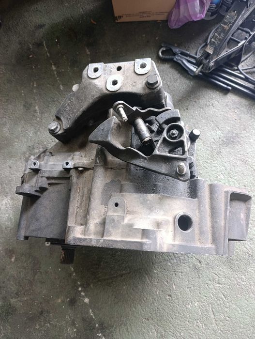 Скоростна кутия VW Touran 2.0 TDI