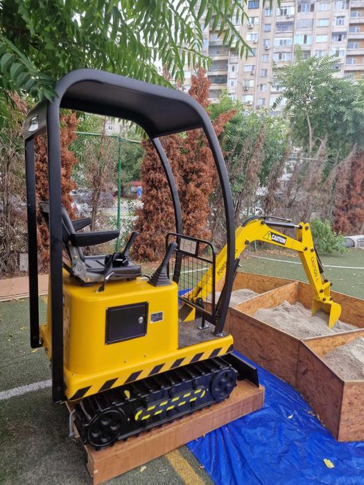 Детски атракцион багерче с монети