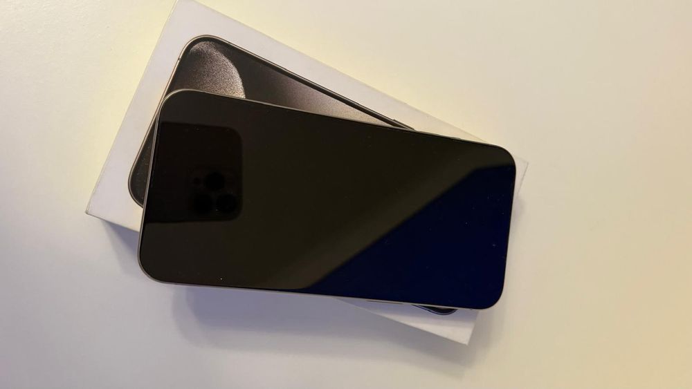 Iphone 15 Pro Max  10/10