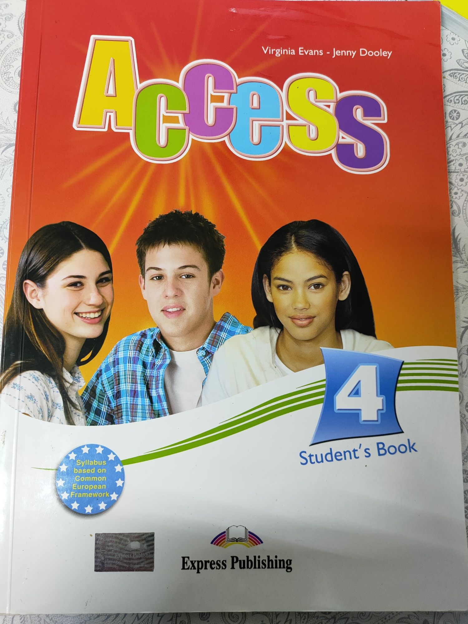 Access 4. Students Book de Virginia Evans si Jenny Dooley