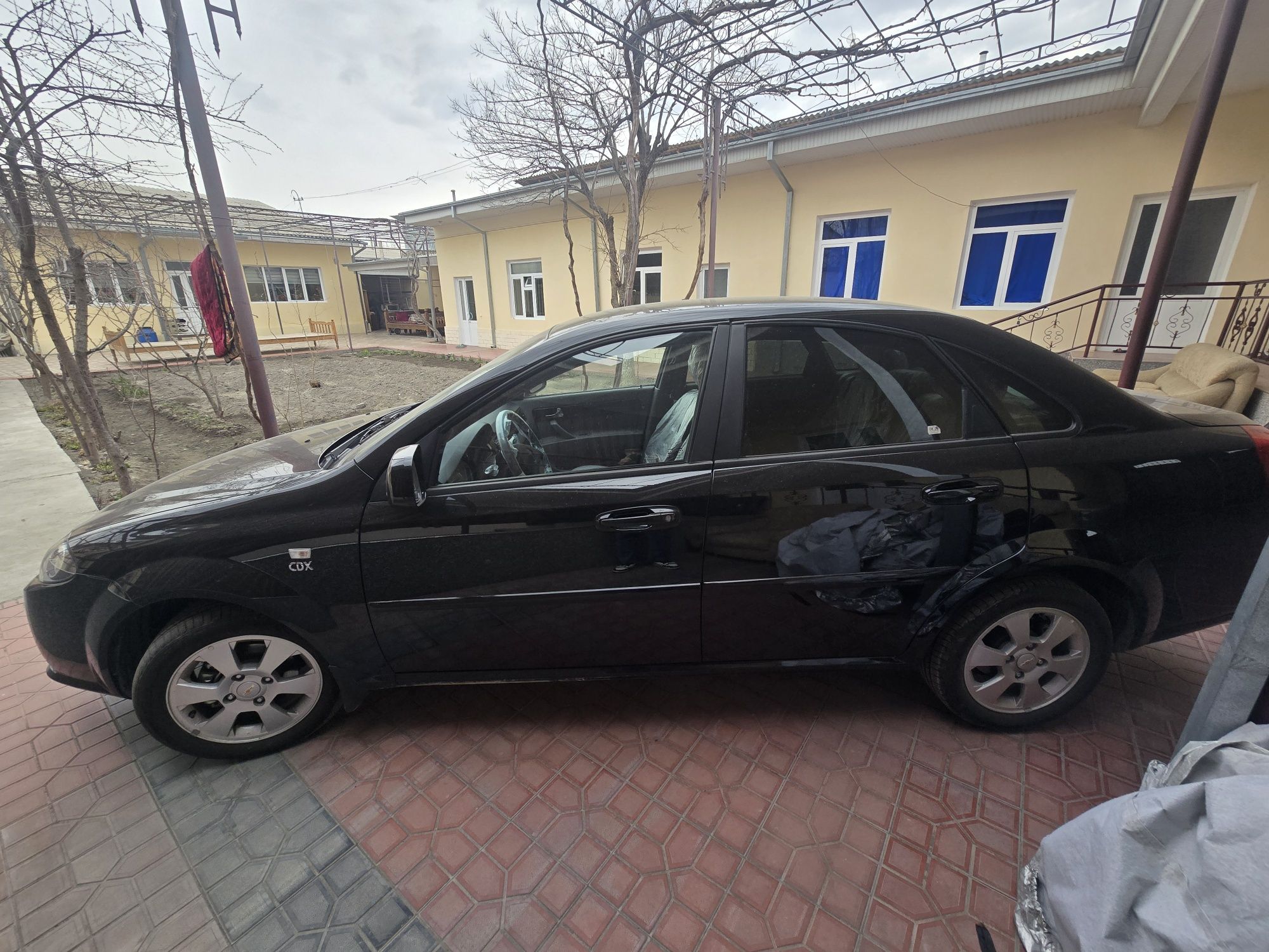 Lacetti 23/24 bez lyuk