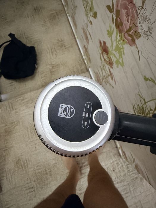 Верикална прахосмукачка с моп за миене Philips AQUA 25.2 V