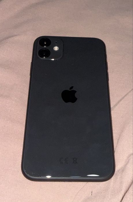 Продам Iphone 11