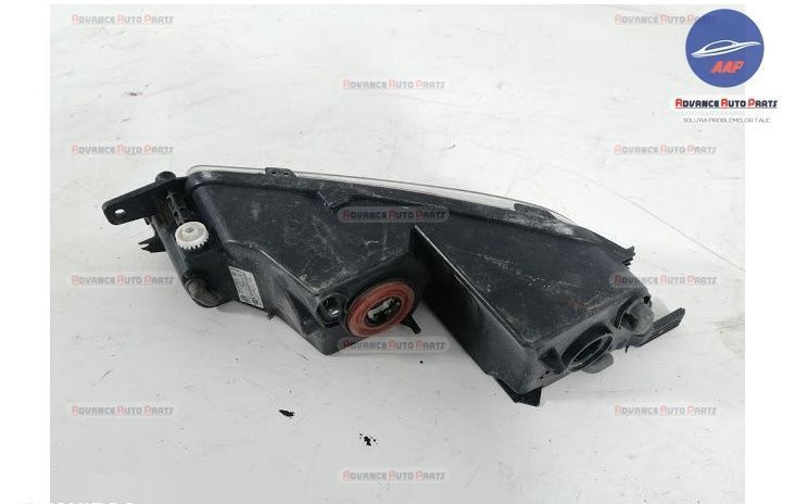 Proiector Dreapta original cu Halogen Volkswagen VW  Passat  B8 [2014