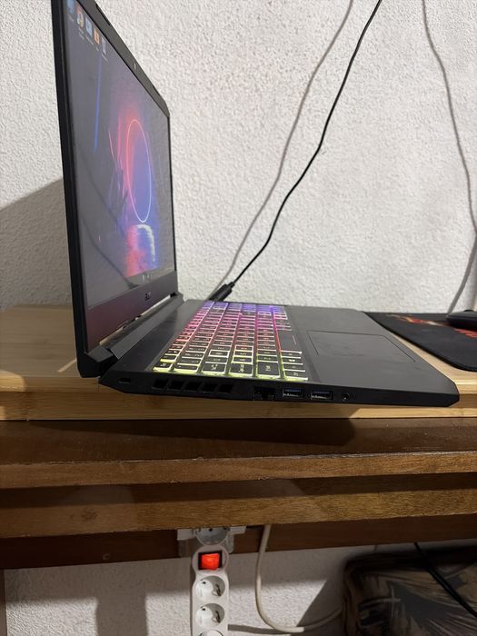 15.6 IPS 144hz/RTX 3070 8GB/32gb RAM/Ryzen 5600H/512gbSSD/Acer Nitro 5