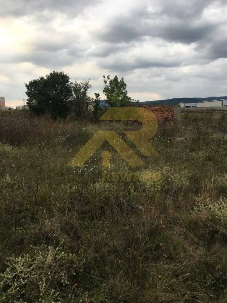 Парцел в гр. Радомир