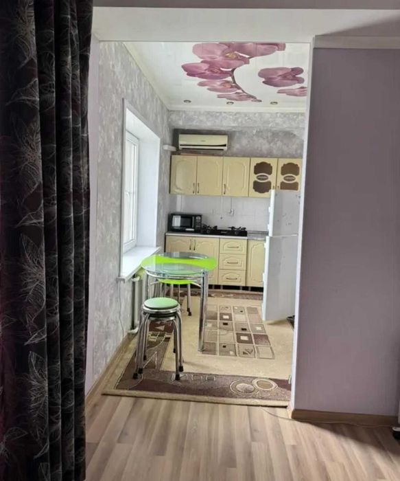 Сдается 1 комнатная квартира в 3-ем микрорайоне.