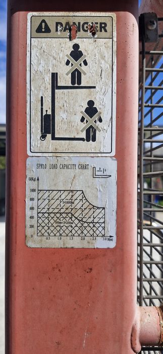 Transpaleta electrică