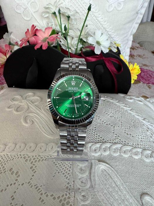 Часовници Rolex нови