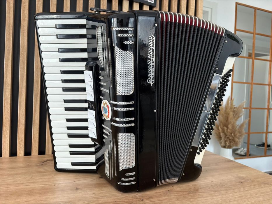Acordeon italian Graselli Mariano cu 80 basi