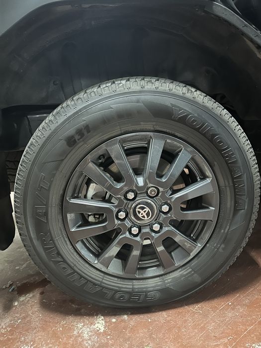 Yokohama Geolander g31 245/70/18 от прадо 250